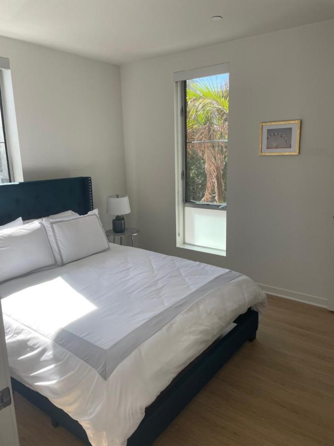 Las Palmas - Modern, Stylish, Spacious, Secure & Tranquil Condo With 2 Master Suite Bedrooms - Wlk To Sm Pier ロサンゼルス エクステリア 写真